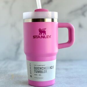 Stanley Peony Tumbler with Handle 20 oz